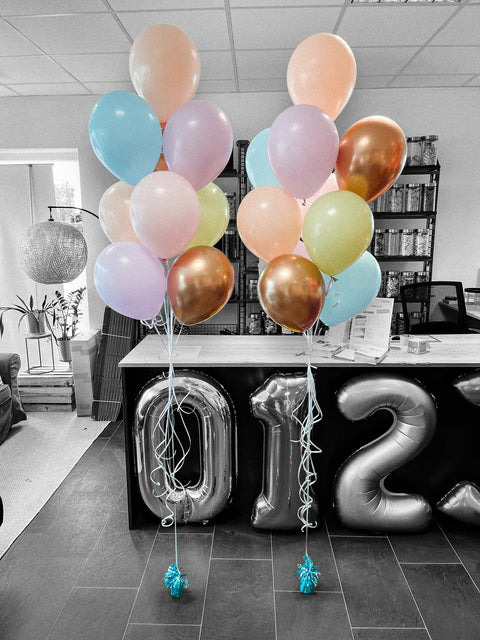 Ballontraube aus 10 Latexballons in Pastellfarben