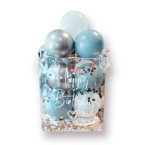 Geschenkbox mit Luftballons in chrom silber, storm blue & pearl weiß