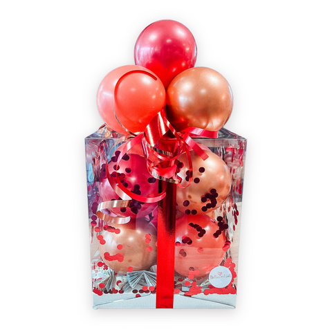 Geschenkbox mit Luftballons in chrom rot, chrom copper & pumpkin spice